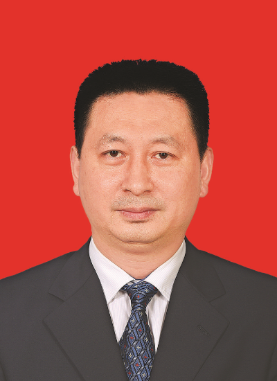     劉 吉    男，漢族，1969年5月生，在職研究生，中共黨員。
