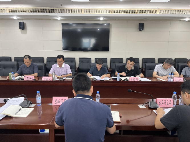 惠州市市場(chǎng)監(jiān)管局召開系統(tǒng)城鎮(zhèn)燃?xì)獍踩珜m?xiàng)整治工作會(huì)議2.png
